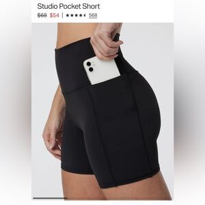 Vuori studio Black Bike Shorts High-Waisted